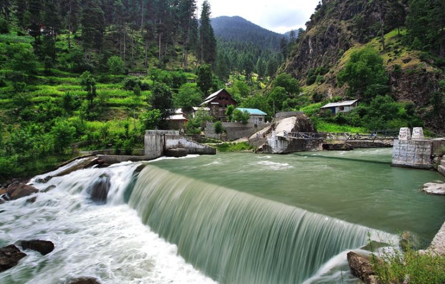 9 Days 8 Nights Naran, Shogran & Neelum Valley Couple Adventure | Goomo