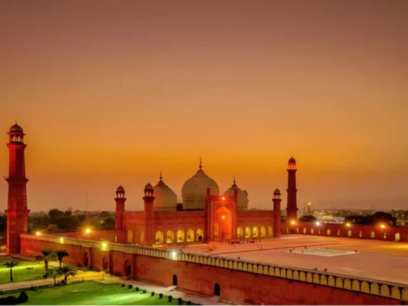 12 Must Visit Historical Places in Pakistan 2024

